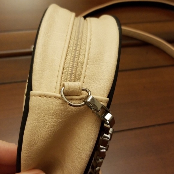 Jessica Simpson Purse - Picture 3 of 8